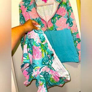 Lilly pulitzer shorts and sweatshirt
